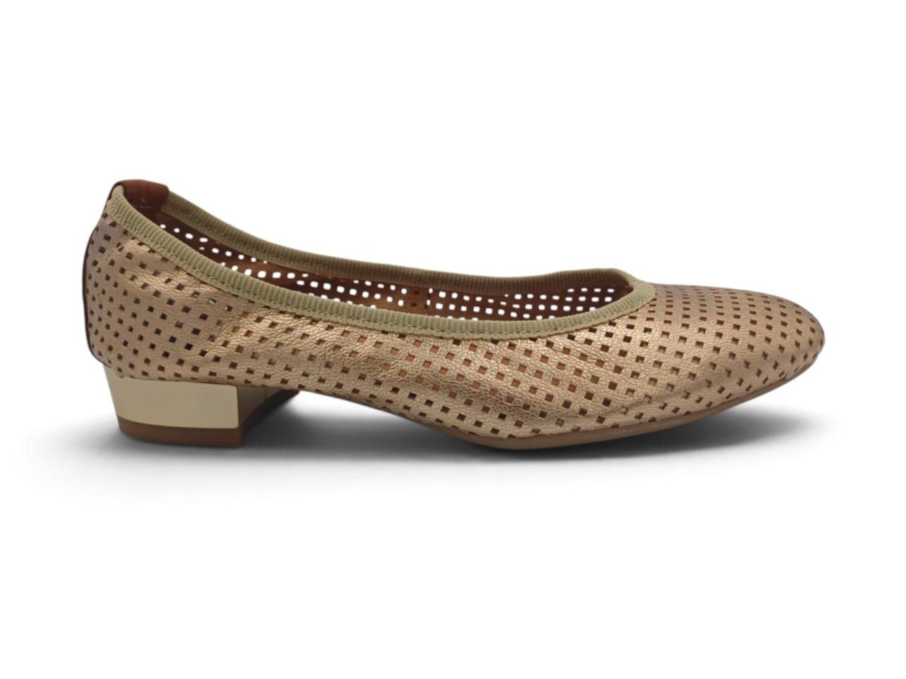 Pantofi damă din piele naturală perforată, necăptușiți